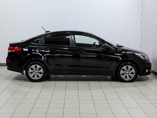 2016 Kia Rio III Рестайлинг, чёрный, 935000 рублей, вид 5