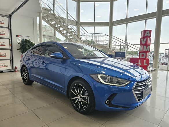 2017 Hyundai Elantra VI (AD), синий, 1699000 рублей - вид 4
