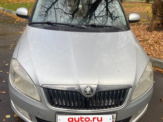 2014 Skoda Fabia II Рестайлинг, серебристый, 650000 рублей, вид 1