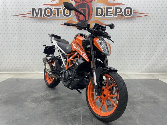 2020 KTM 390 Duke, оранжевый, 455000 рублей - вид 4