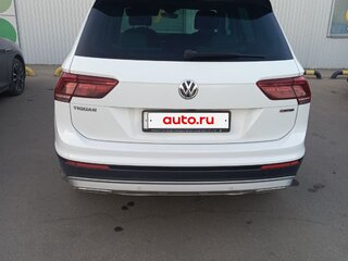 2019 Volkswagen Tiguan II, белый, 3200000 рублей, вид 3
