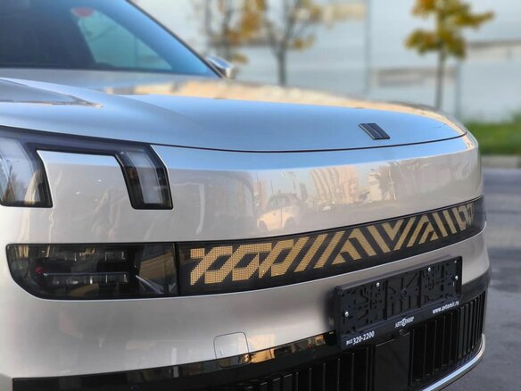 2026 Lynk & Co 900, серый, 7800000 рублей - вид 23
