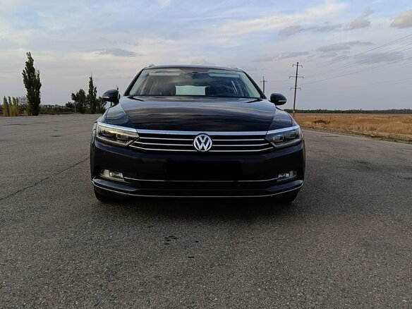 2019 Volkswagen Passat B8, серый, 2500000 рублей - вид 1