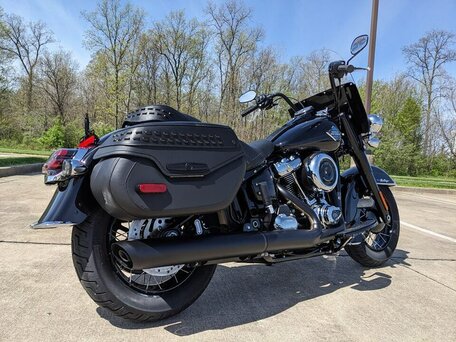 2026 Harley-Davidson Heritage, чёрный, 3490000 рублей, вид 2