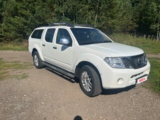 2012 Nissan Navara (Frontier) III (D40) Рестайлинг, белый, 1500000 рублей, вид 2