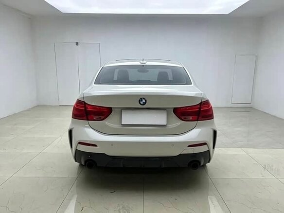 2021 BMW 1 серии 120i III (F52) Рестайлинг, белый, 1750000 рублей - вид 5