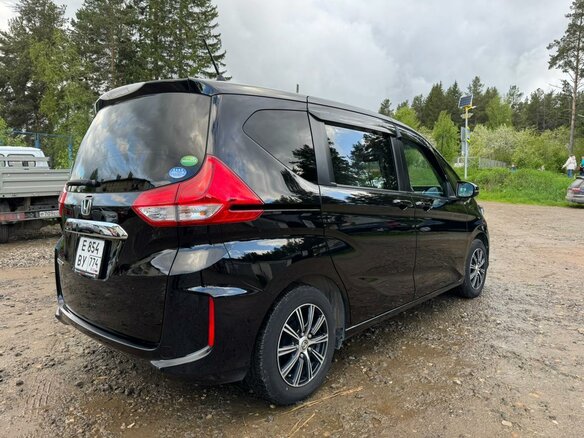 2016 Honda Freed II, чёрный, 1480000 рублей - вид 4