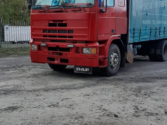 1993 DAF XF 95, красный, 700000 рублей - вид 18