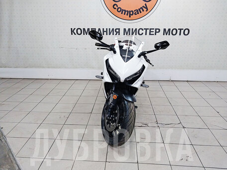 2023 Honda CBR 650R, белый, 925000 рублей, вид 3
