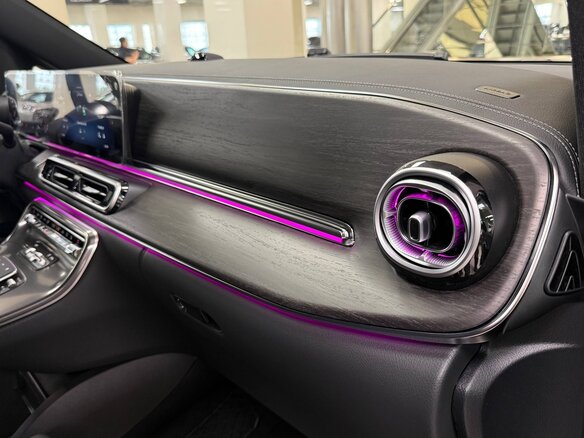 2026 Mercedes-Benz V-Класс 300 d экстра длинный III (W447) Рестайлинг 2, чёрный - вид 19