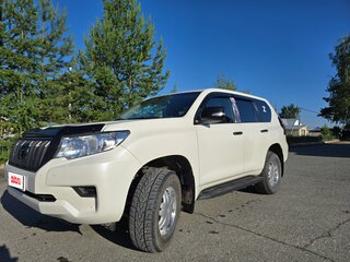 2018 Toyota Land Cruiser Prado 150 Series Рестайлинг 2, белый, 4700000 рублей, вид 2