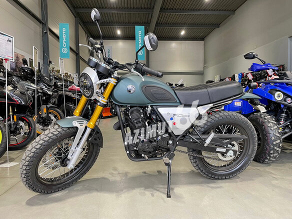 2025 Racer Triumph, зелёный, 162000 рублей