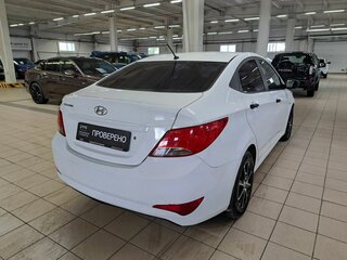 2016 Hyundai Solaris I Рестайлинг, белый, 569000 рублей, вид 5