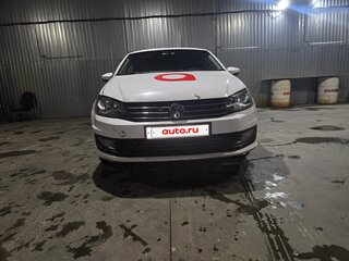 2020 Volkswagen Polo V Рестайлинг, белый, 650000 рублей, вид 1