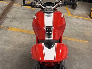 2011 Ducati Monster 1100, красный, 639000 рублей, вид 5