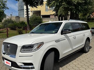 2021 Lincoln Navigator L IV, белый, 4490000 рублей, вид 3