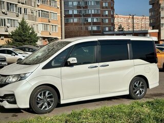 2016 Honda Stepwgn Spada V, белый, 1980000 рублей, вид 4