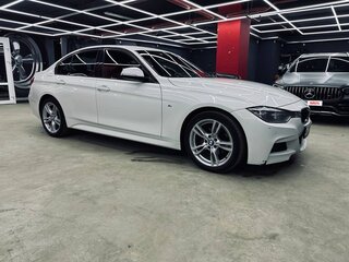 2016 BMW 3 серии 320i xDrive VI (F3x) Рестайлинг, белый, 2300000 рублей, вид 5