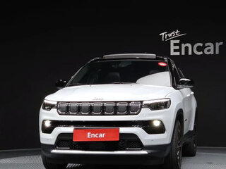 2023 Jeep Compass II Рестайлинг, белый, 2020000 рублей, вид 2