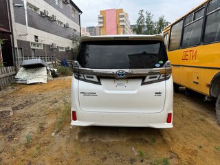 2018 Toyota Vellfire II Рестайлинг, белый, 5650000 рублей, вид 3