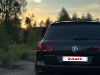 2013 Volkswagen Touareg II, чёрный, 1700000 рублей, вид 4