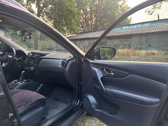 2017 Nissan Rogue II Рестайлинг, чёрный, 1999999 рублей - вид 14