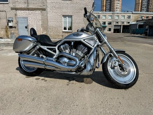 2003 Harley-Davidson V-Rod, серебристый, 1100000 рублей - вид 1