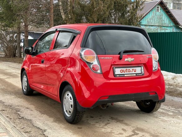 2011 Chevrolet Spark III, красный - вид 14