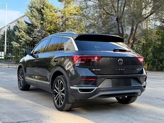 2023 Volkswagen T-Roc I (China Market), серый, 1850000 рублей, вид 3