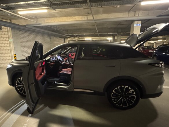 2023 Exeed RX, серый, 2850000 рублей - вид 2