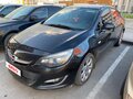 2013 Opel Astra J Рестайлинг, чёрный, 690000 рублей - вид 1