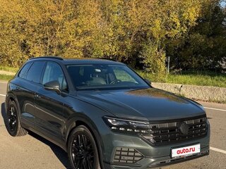 2019 Volkswagen Touareg III, серый, 5700000 рублей, вид 2