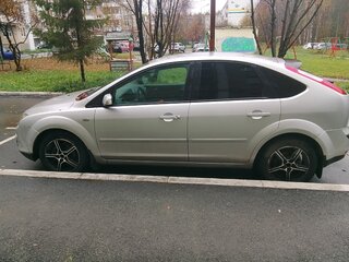 2007 Ford Focus II, серебристый, 430000 рублей, вид 4