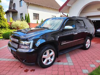 2012 Chevrolet Tahoe 6AT III, чёрный, 2200000 рублей, вид 1