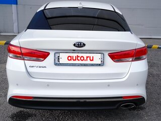 2017 Kia Optima IV, белый, 1790000 рублей, вид 5