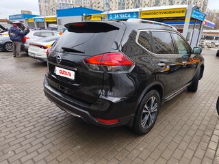 2017 Nissan Rogue II Рестайлинг, чёрный, 2200000 рублей, вид 3
