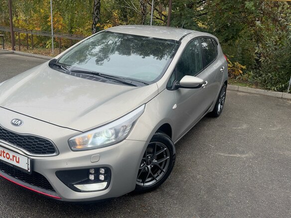 2014 Kia Ceed II, серебристый - вид 1