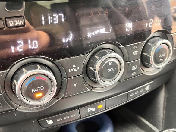 2013 Mazda 6 III (GJ), белый, 1800000 рублей - вид 24
