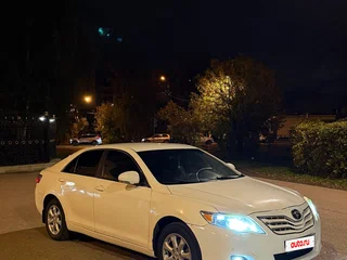 2011 Toyota Camry VI (XV40) Рестайлинг, белый, 900000 рублей, вид 2
