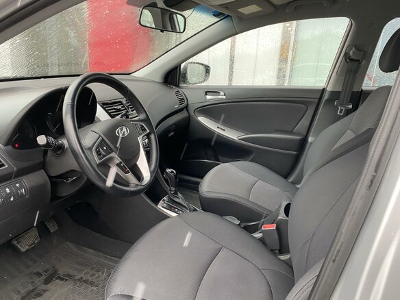 2015 Hyundai Solaris I Рестайлинг, серебристый - вид 8