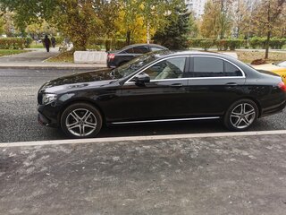 2017 Mercedes-Benz E-Класс 200 V (W213, S213, C238), чёрный, 1800000 рублей, вид 1
