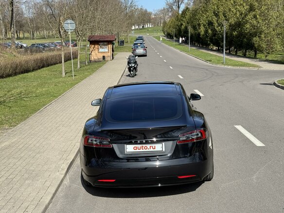 2018 Tesla Model S P100D I Рестайлинг, чёрный, 2801859 рублей - вид 13