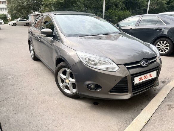 2013 Ford Focus III, серый, 950000 рублей - вид 2