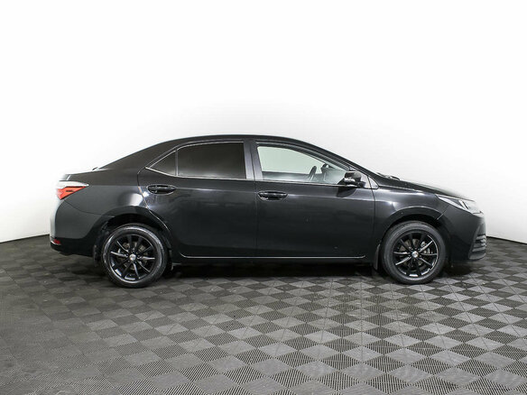 2016 Toyota Corolla XI (E160, E170, E180) Рестайлинг 1, чёрный - вид 3