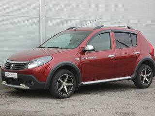 2014 Renault Sandero Stepway I, красный, 637000 рублей, вид 5