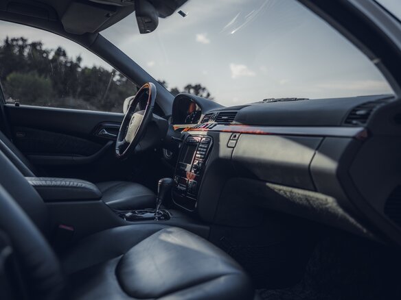 1999 Mercedes-Benz S-Класс 320 IV (W220), белый - вид 11