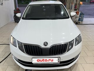 2019 Skoda Octavia III (A7) Рестайлинг, белый, 1950000 рублей, вид 2