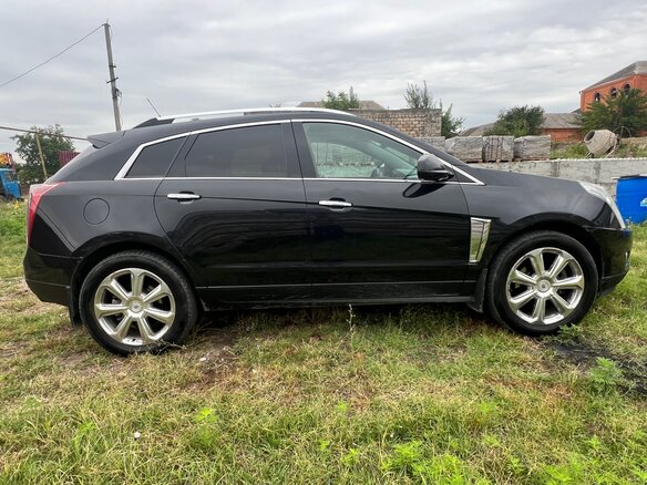 2013 Cadillac SRX II Рестайлинг, чёрный, 1450000 рублей - вид 3
