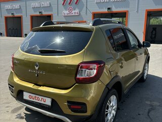 2018 Renault Sandero Stepway II, зелёный, 700000 рублей, вид 3