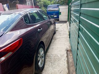 2017 Kia Optima IV, пурпурный, 1550000 рублей, вид 4